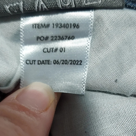 Torrid Dark Wash Mid-Rise Vintage Stretch Slim Boot Jeans in Size 24 S (Short) - Picture 12 of 13